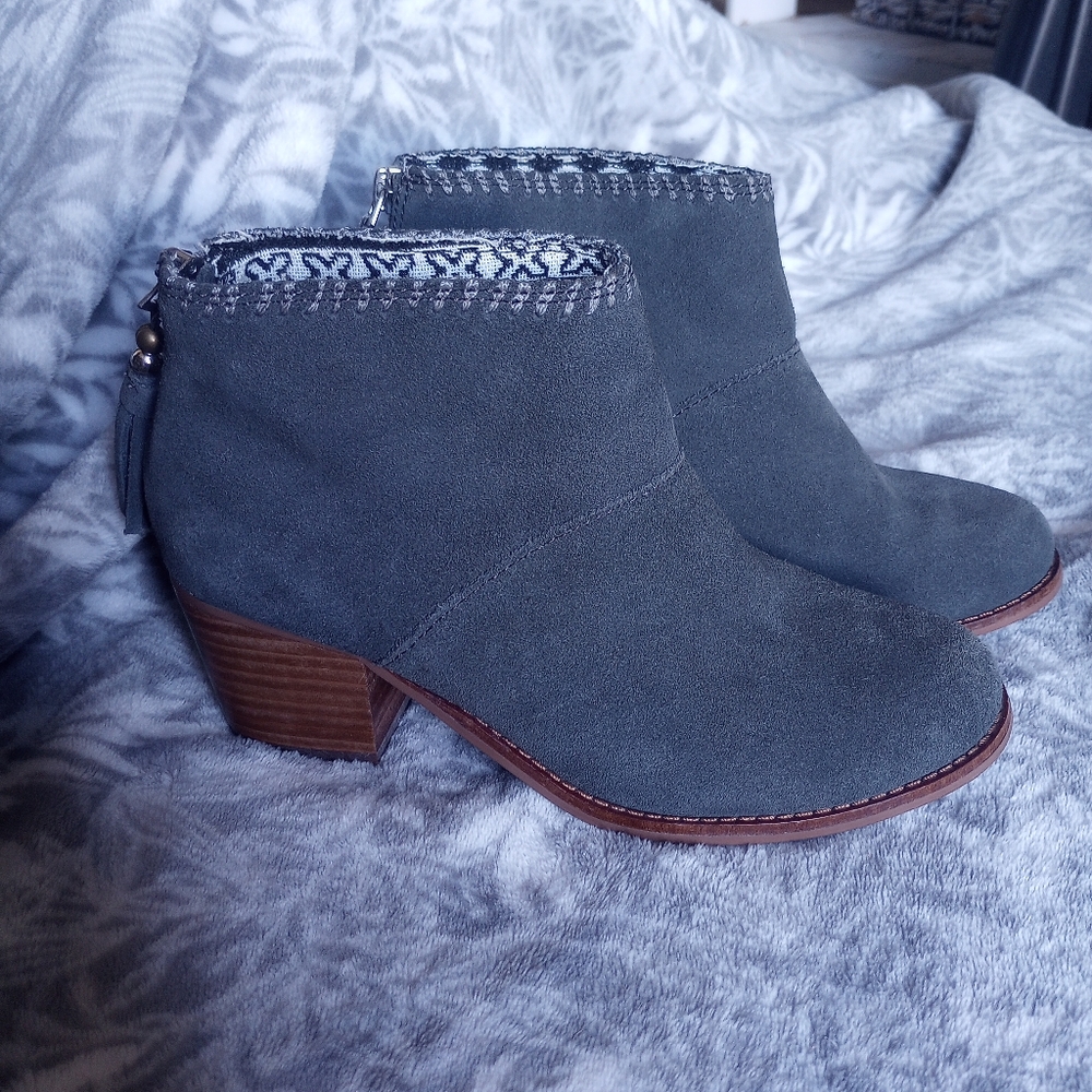 Stylish Gray Ankle Boots